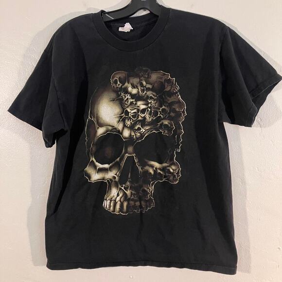 AAA Other - All style Skull Black and Grey Graphic Tee‎